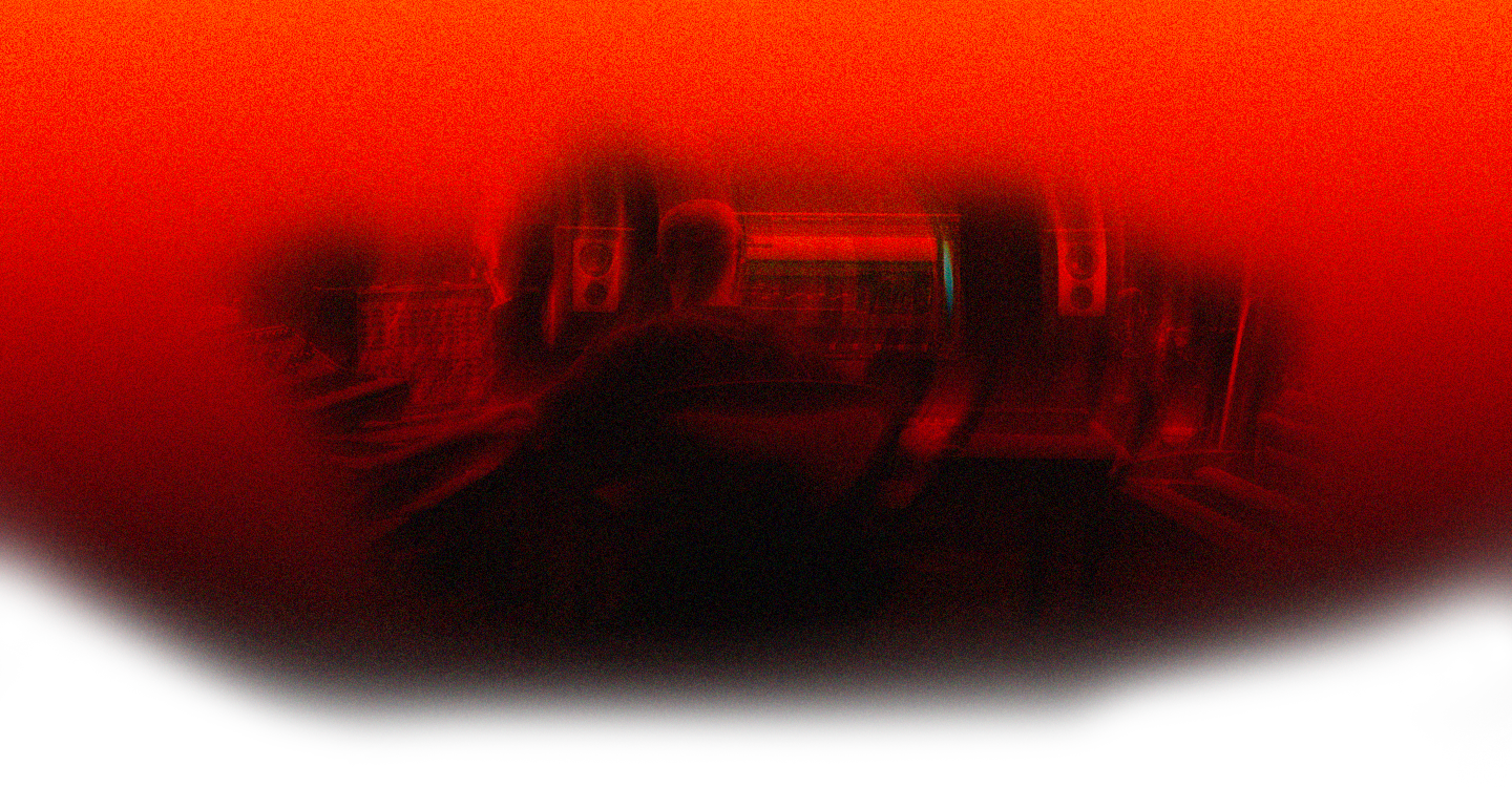 Arrière-plan de la page d'accueil avec un artiste en studio